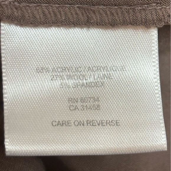 Brown BCBGMaxAzria Pleated Dress With Pockets Business Casual Wool Blend Size M - Picture 9 of 9